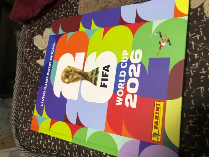 álbum da copa do mundo 26% completo, com 253 figurinhas.