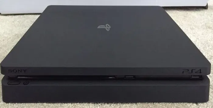 PS4 Slim 1TB