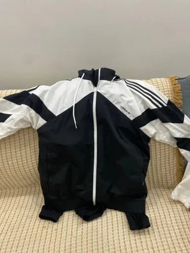 Jaqueta adidas