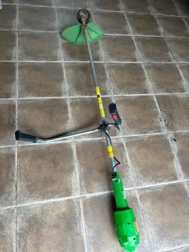 Roçadeira Elétrica Traap 1000