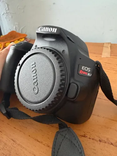 Câmera fotográfica + kit de fotografia