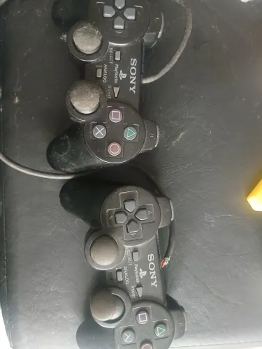 Controle ps2 - 2 controles Playstation 2 - leia