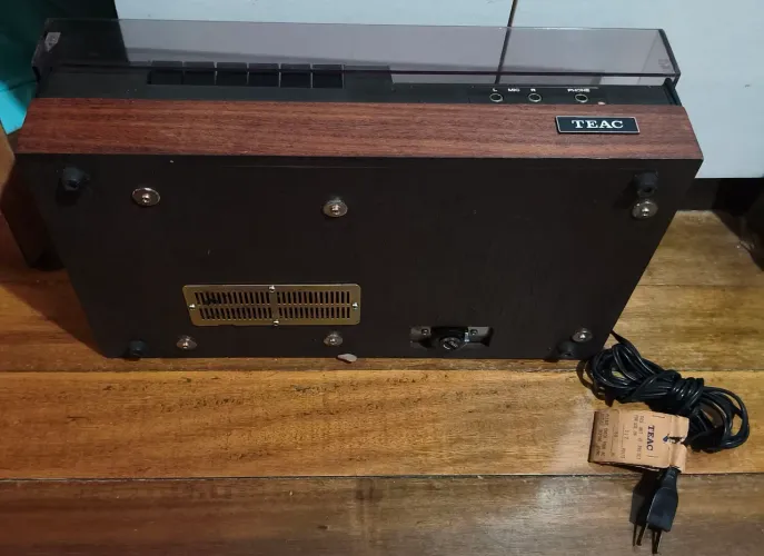 Tape deck de mesa TEAC A210 mosca branca original de fábrica ainda