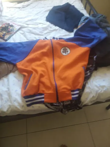 Vendo casaco de moletom dragon ball