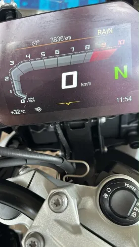 BMW f 800 hs