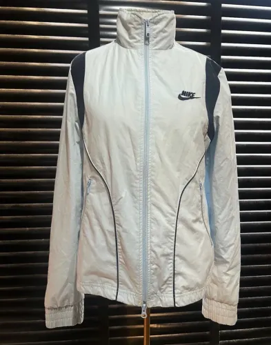 Jaqueta Nike corta vento azul claro
