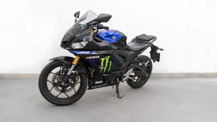 Vendo Yamaha YZF R3 Monster 2022