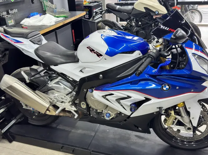 BMW S1000RR 2015 toda revisada moto sem detalhes troco jet