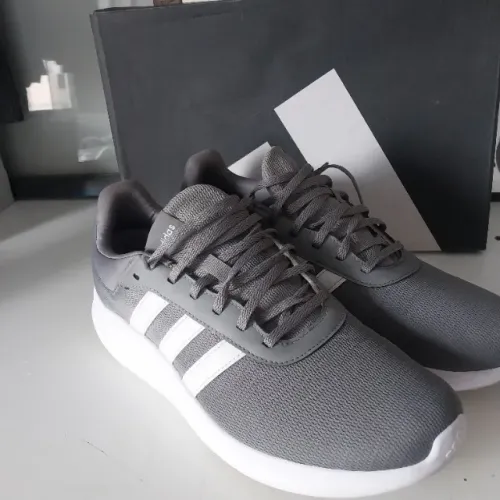 Tenis adidas original lite racer 4.0