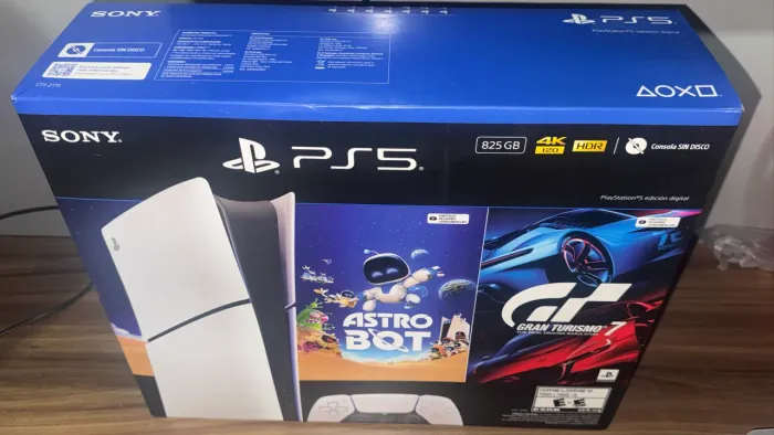 NOVO LACRADO NA CAIXA - PS5 Slim 825GB Versão Digital + 2 jogos inclusos 