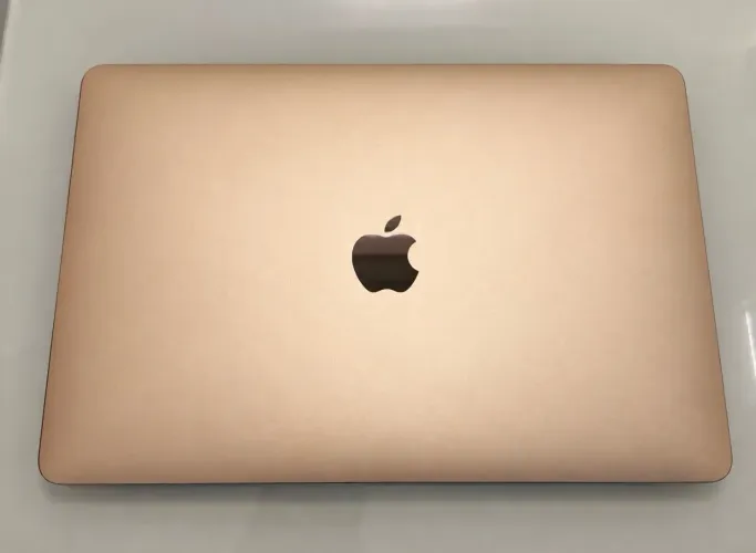 MacBook Air M1 13? | 8GB | 256GB SSD | Gold | Com caixa