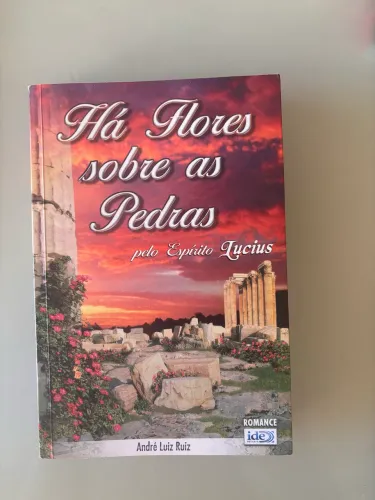 Livro Há Flores sobre as Pedras