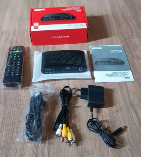 Conversor E Gravador Hdmi Av Digital Tomate Mcd 666 Full Hd Preto 127/220v