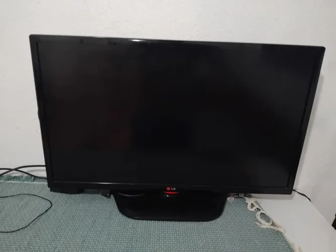TV LG 32" LED 32LN540B - HDMI + USB - Excelente estado