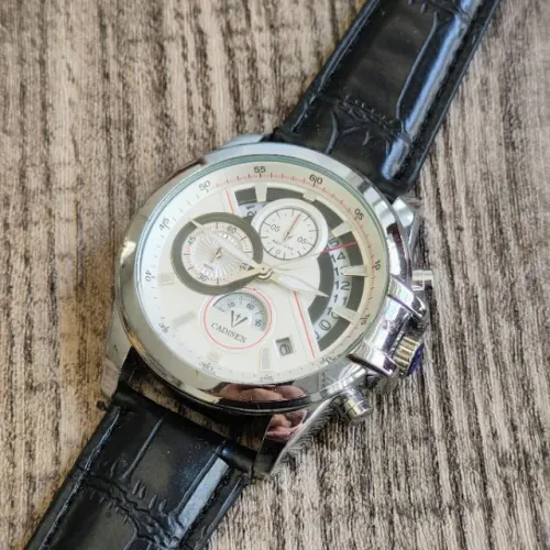 Relógio Cadisen modelo C9016  Masculino