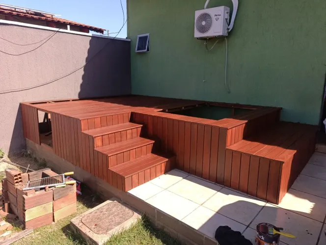 Deck de madeira