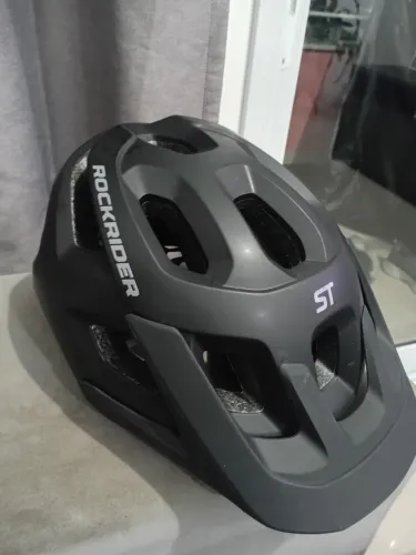 Vendo capacete para bike rockrider