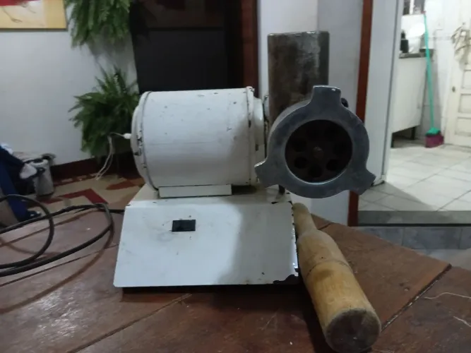 Moedor para hambúrguer e linguiça artesanal