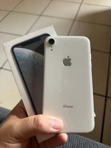 iPhone XR 64 impecável