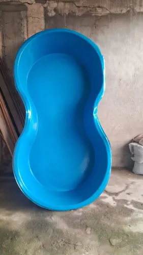 Piscina feijão 