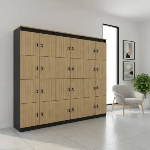 Guarda-Volumes/3 Armários/8 Portas cada/1,80LX1,60AX0,36P, R$ 3.103,80!
