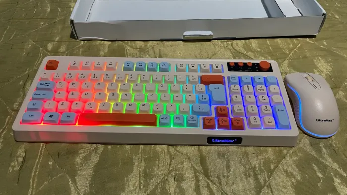 Teclado e mouse sem fio