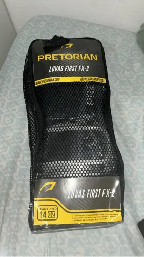 LUVA DE BOX PRETORIAN NOVA