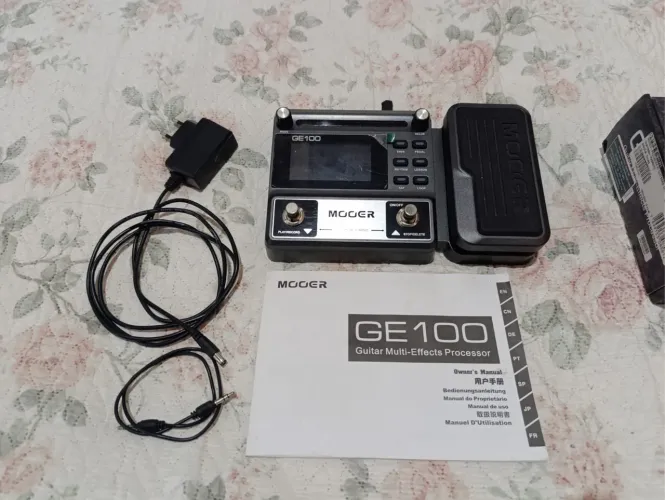 Pedaleira GE100 MOOER NOVA 