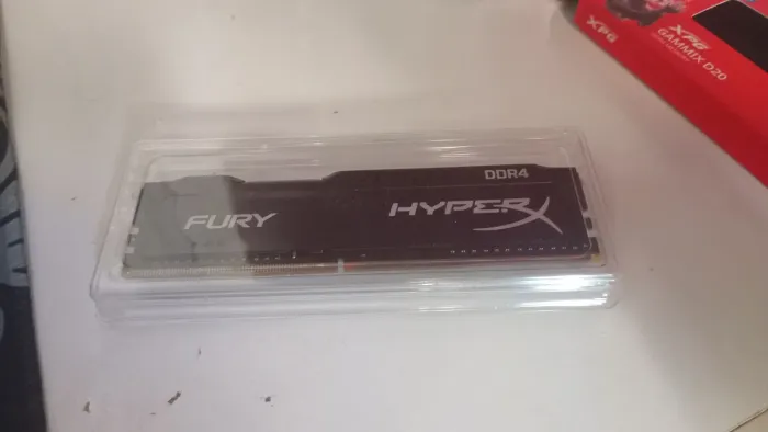Memoria ram fury hyperX 2x4 (8gb)