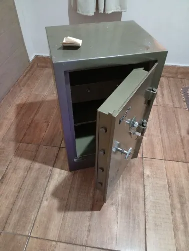 Cofre 80x50x40