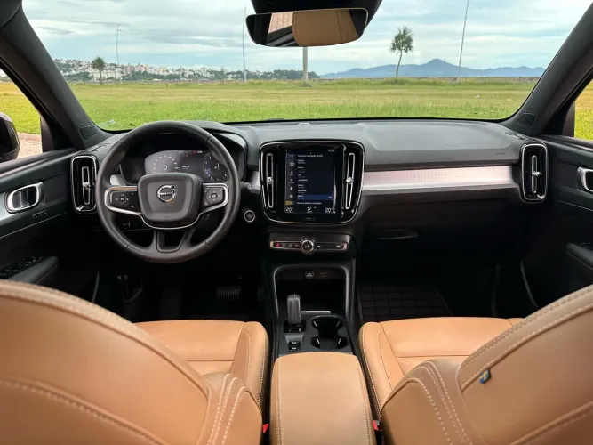 Volvo XC40 XC 40 T-4 Momentum 2.0 190cv FWD 2020