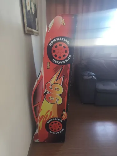 Cama carro para criança 