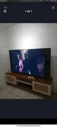 vendo tv 70 polegadas