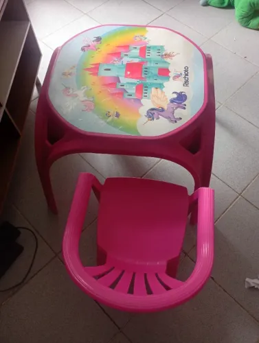 Mesa infantil