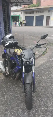 Fazer FZ15 YAMAHA