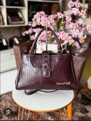 Bolsa de ombro couro café