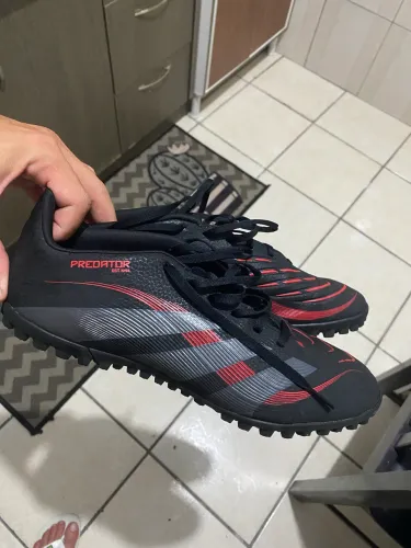 Chuteira Adidas Predator N 41