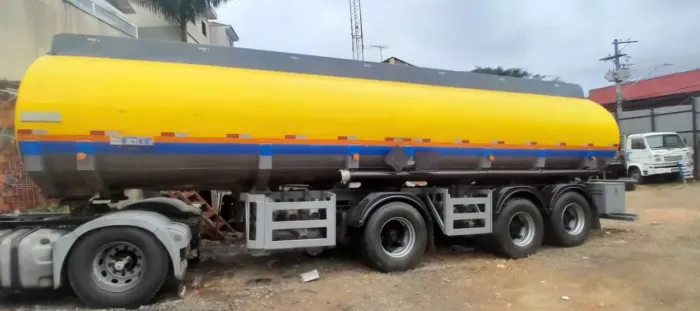 Carreta tanque combustível Rodotecnica 35 mil/L compartimentação 7x5.000L Boton revisada.