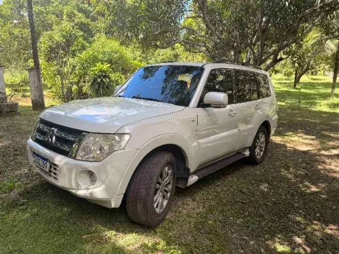 Mitsubishi Pajero HPE Full 3.2 4X4 T.i.dies. 5P AUT 2012