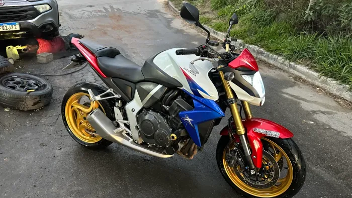 Cb1000r capitão América