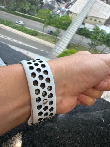 Apple Watch Prateado com Pulseira Nike - Ótimo Estado