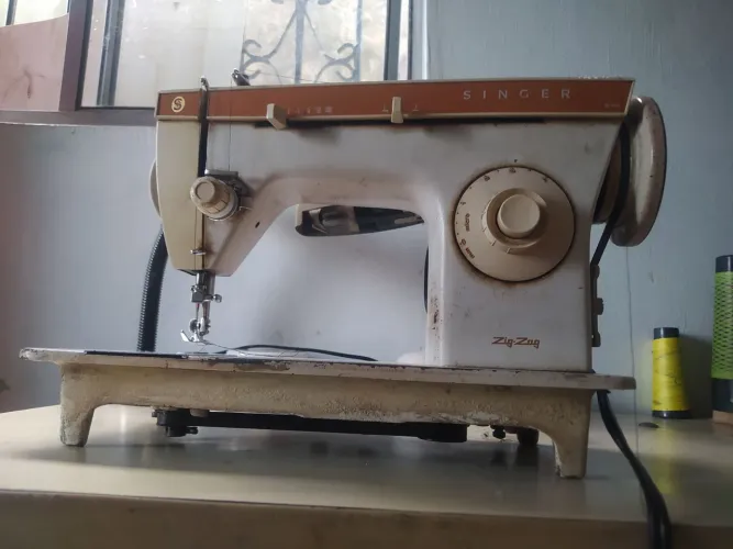 Máquina de costura 