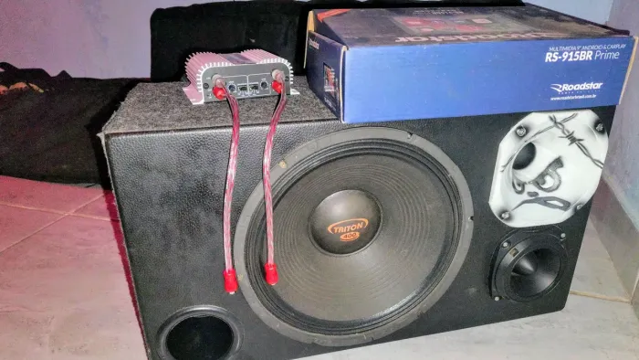 Som automotivo trio