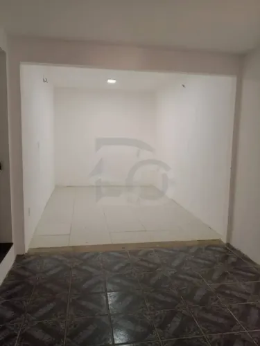 Ponto Comercial de 540m² no Bairro Farolândia