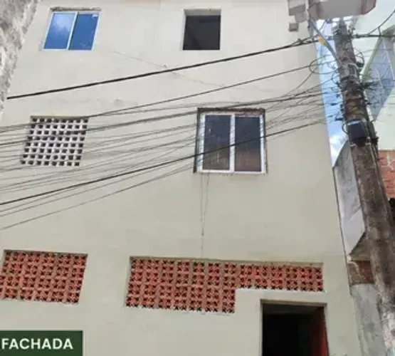Casa para venda possui 70 metros quadrados com 3 quartos em Novo Horizonte - Salvador - Ba