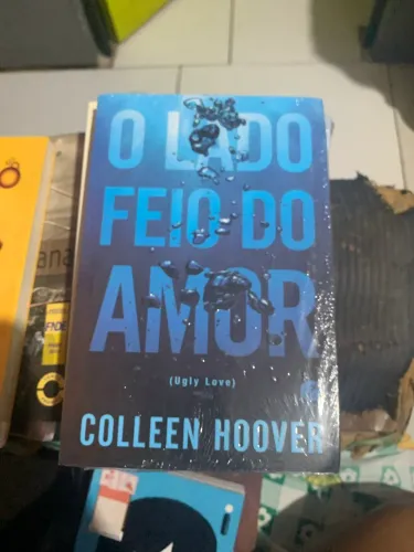 Vendo livros , novos e usados em bom estado 