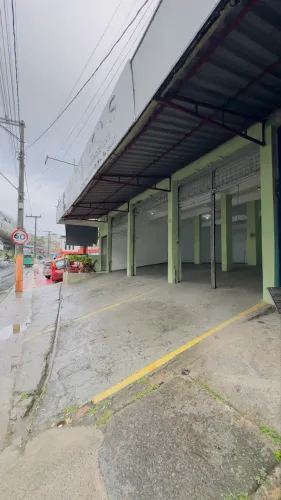 Ponto Comercial de 136m² na Avenida Mário Leal Ferreira!