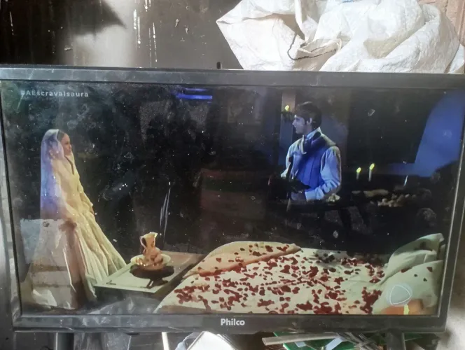 Tv Philco 20 polegadas excelente pronto pra ser utilizado // whatsapp *84