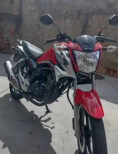 VENDO TITAN 160 NOVA 