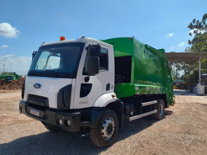 Ford cargo 1723 Compactador Usimeca 15m3 2018